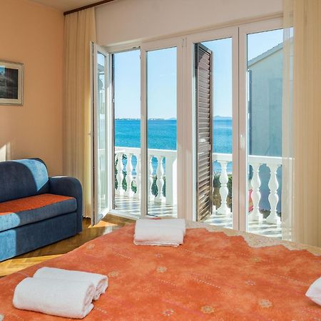 Apartments In House Liveric, In Vir At The Beach Extérieur photo