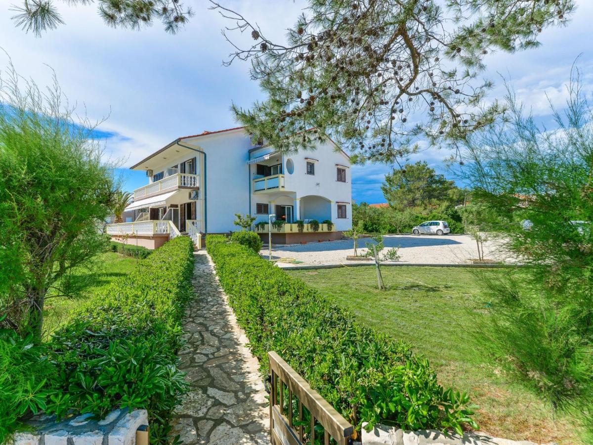 Apartments In House Liveric, In Vir At The Beach Extérieur photo