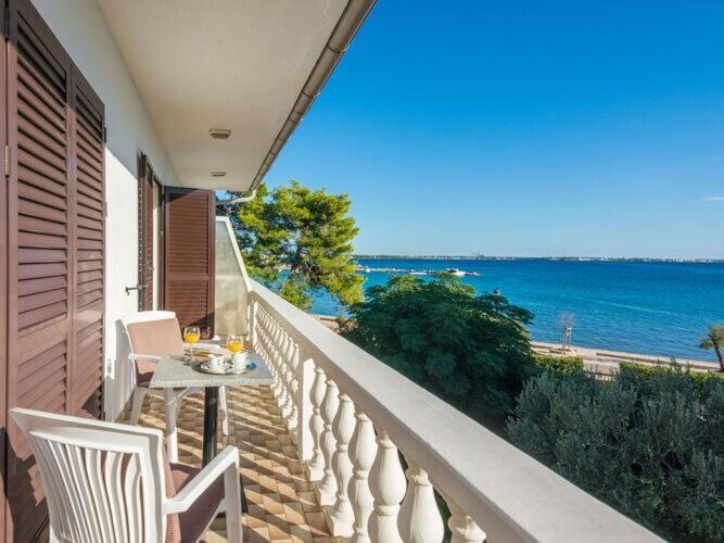 Apartments In House Liveric, In Vir At The Beach Extérieur photo