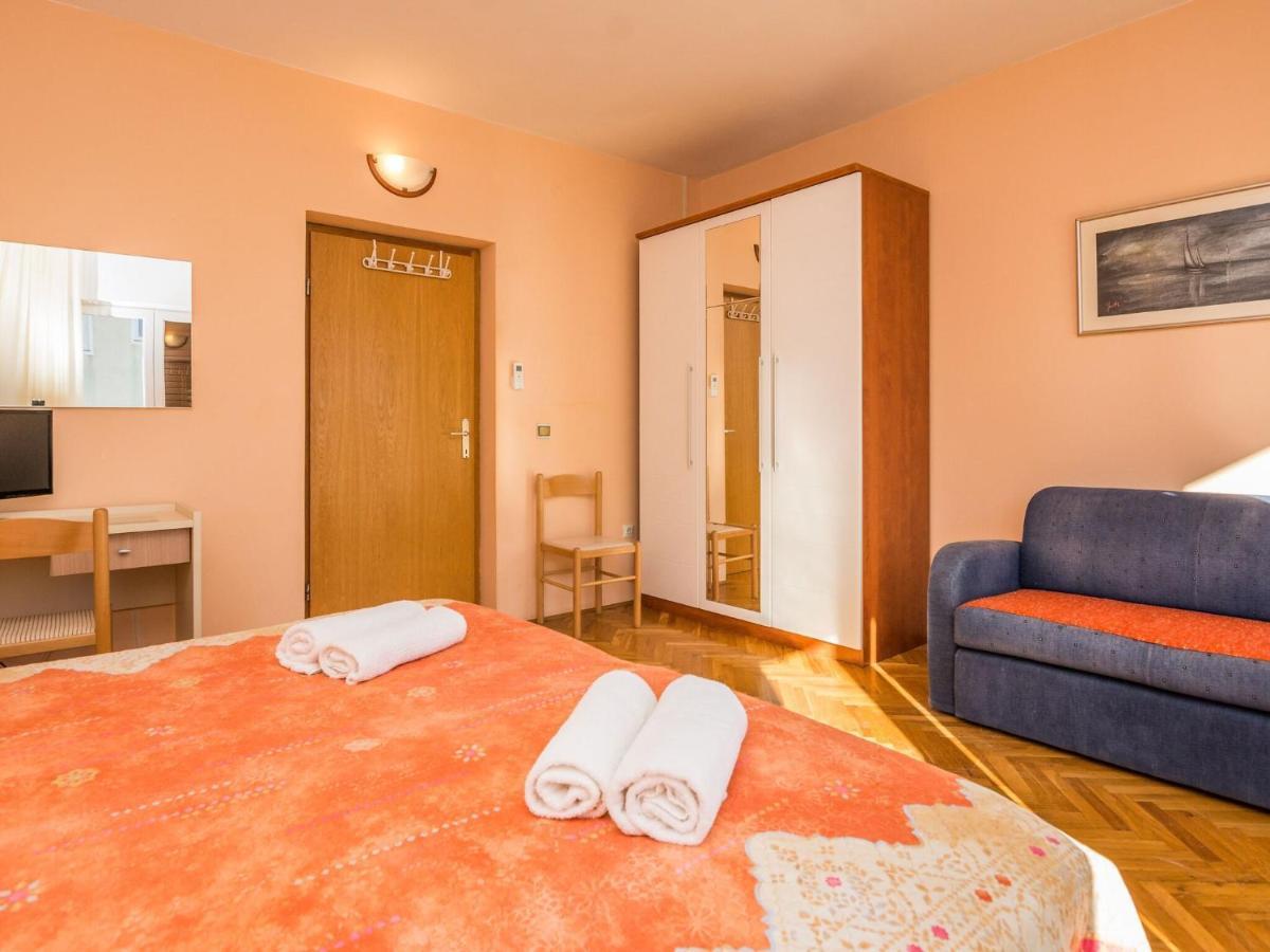 Apartments In House Liveric, In Vir At The Beach Extérieur photo