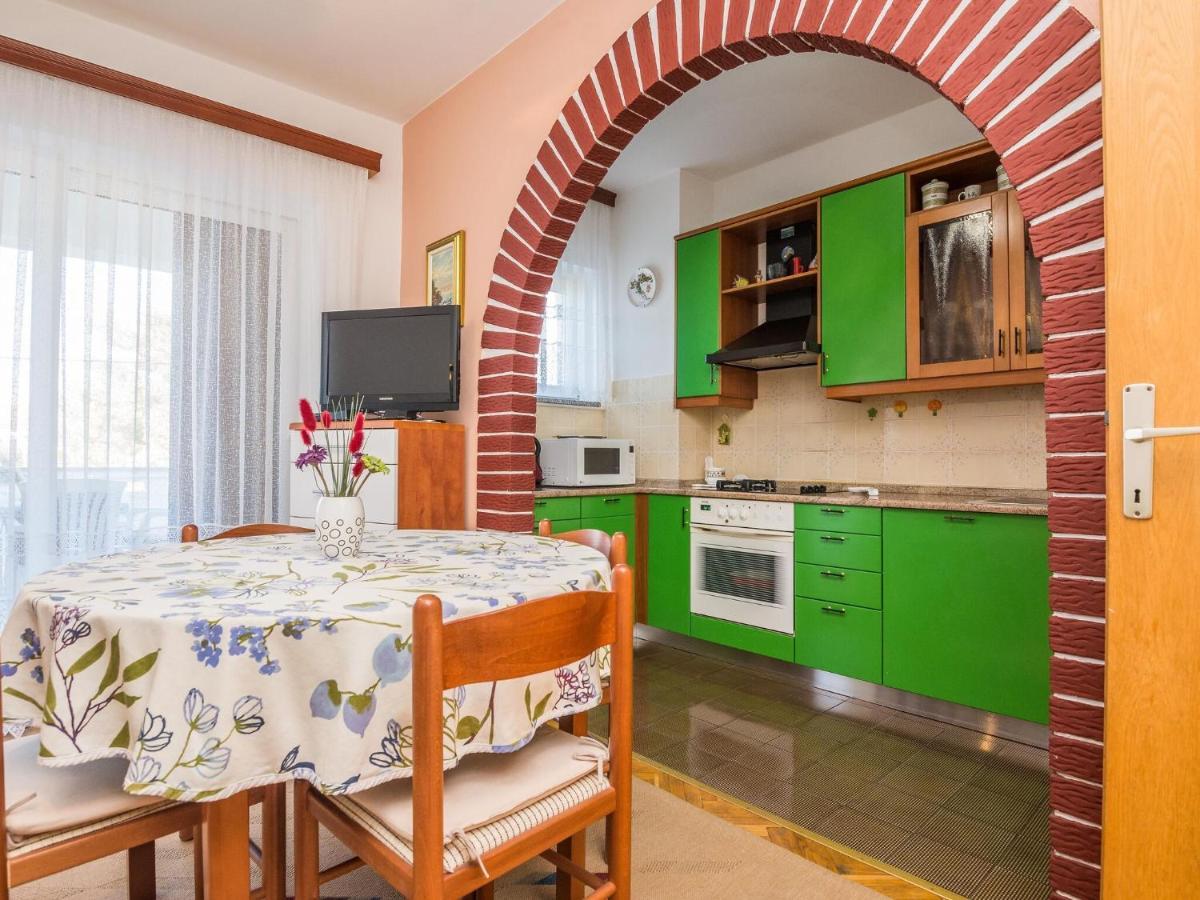 Apartments In House Liveric, In Vir At The Beach Extérieur photo